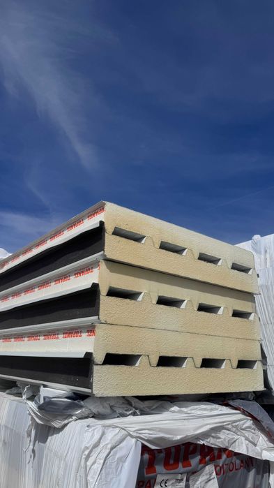 PRET PROMOTIONAL –Panouri sandwich de perete si acoperis, 40 mm de la 79 lei/mp