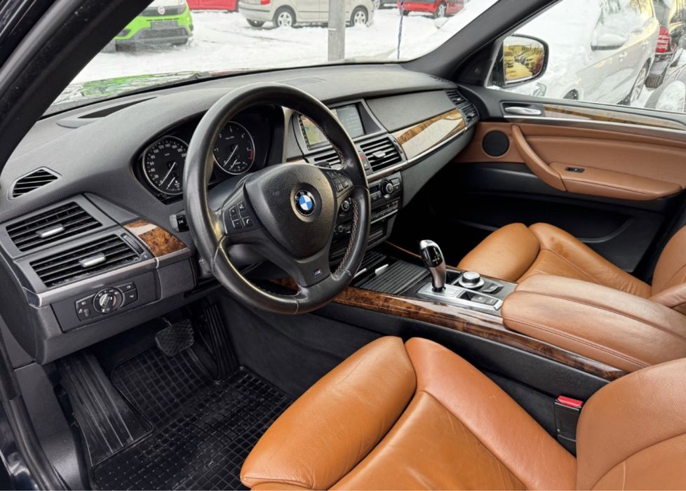 Bmw x5 E70 3.0d на части