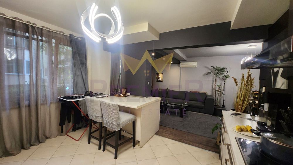 Продава се Тристаен апартамент в Варна, Конфуто - 100 кв.м за 2472 €/кв.м - Снимка #5