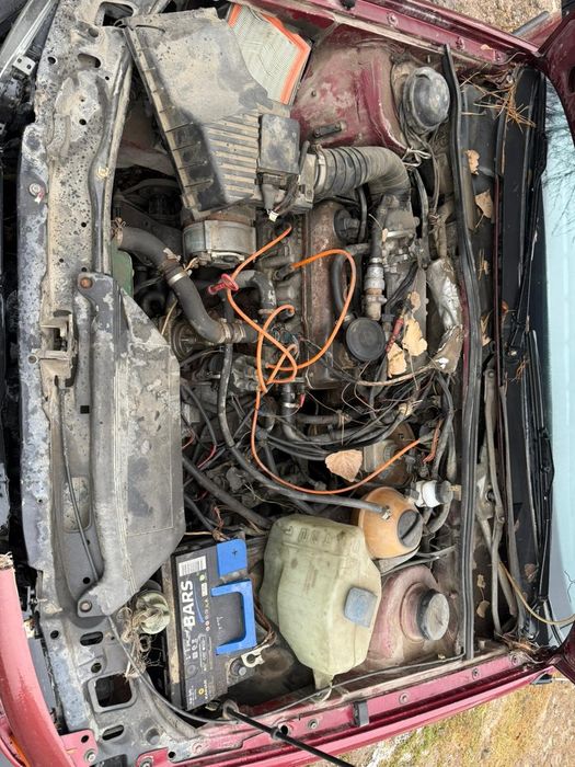 Продам пассат б3 1991  механике 1,8