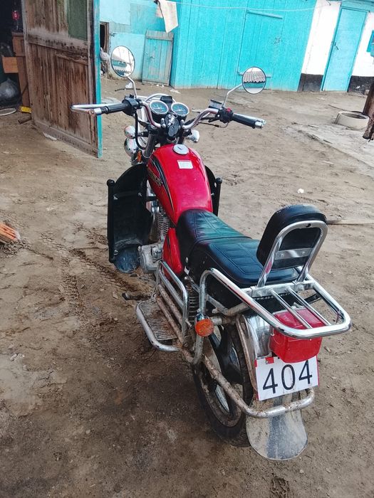 Мотоцикл             .