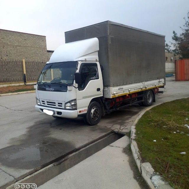 Isuzu yuk moshinasi