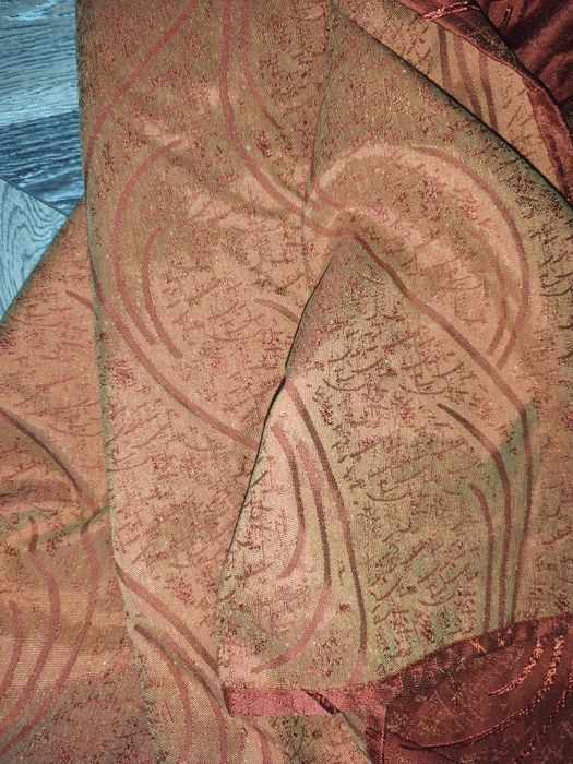 Draperii din mătasă vegetală, stare foarte bună, se potrivesc pentru geamuri mari, sunt 5 bucăți