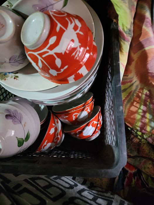 Посуда из дома . Состояние отличное.