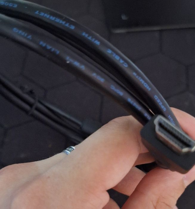 Кабель HDMI длиной 1 метр