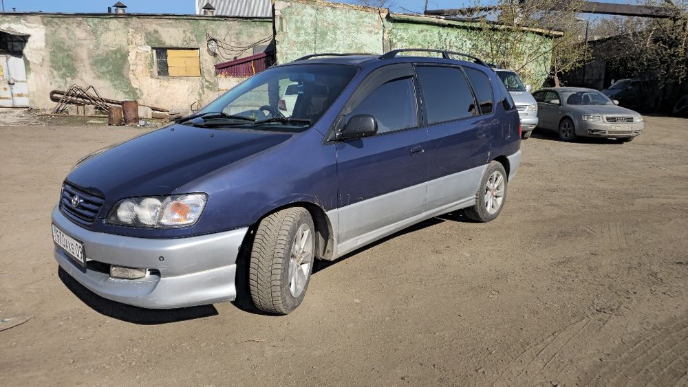 Продам Toyota ipsum