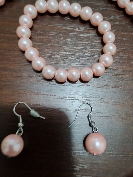 Set colier ,cercei ,și bratara