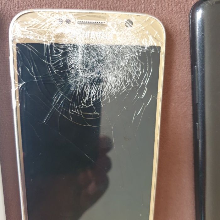 Телефони за части или поправка - 9бр. !