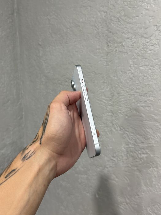 Iphone 15 128 хороший