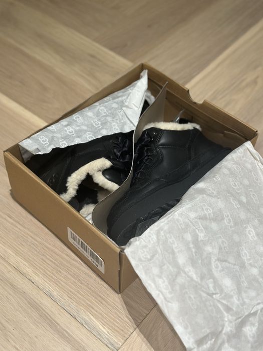 UGG ботинки / кроссовки оригинал