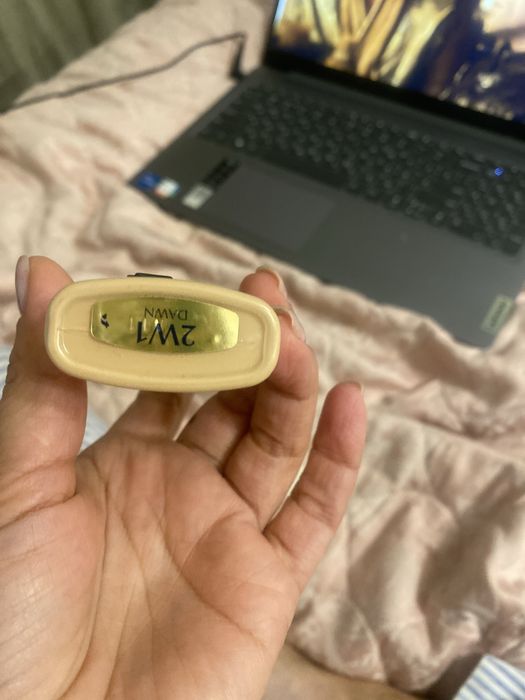 Продается тоналка estee lauder