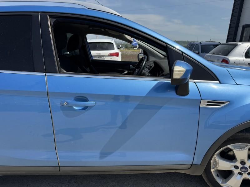 Portiera Usa fata dreapta Ford Kuga SUV culoare albastra
