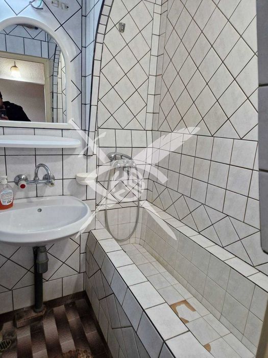 Тристаен апартамент в гр.Средец!