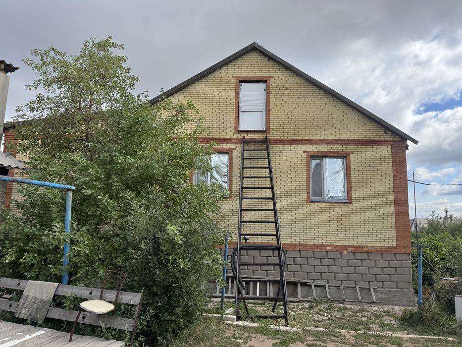 Продается дом в Пришахтинске