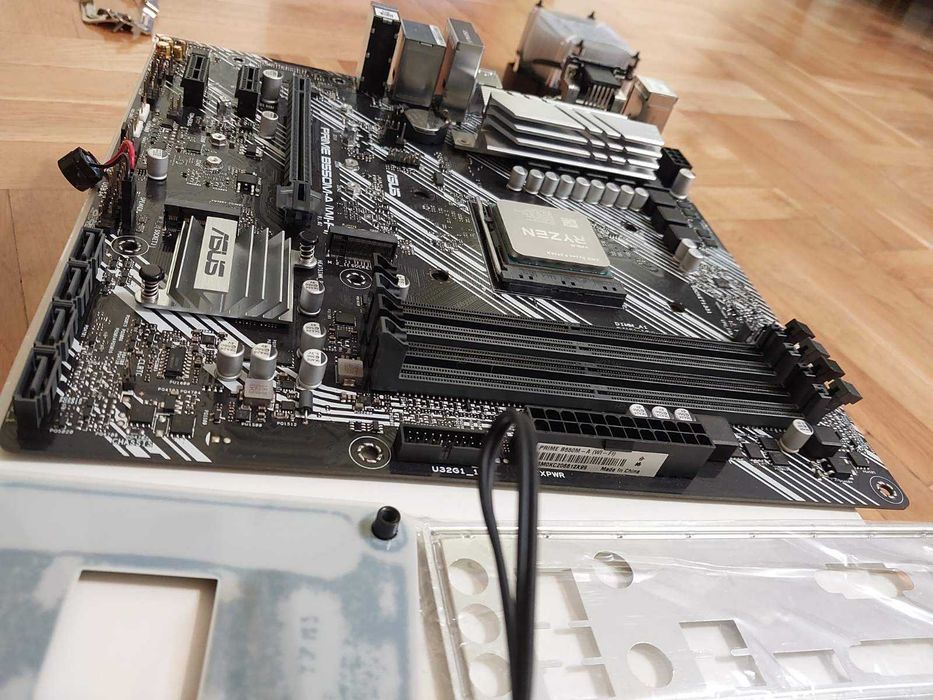 AMD Ryzen 9 3900X + Asus Prime B450M-A Wi-Fi