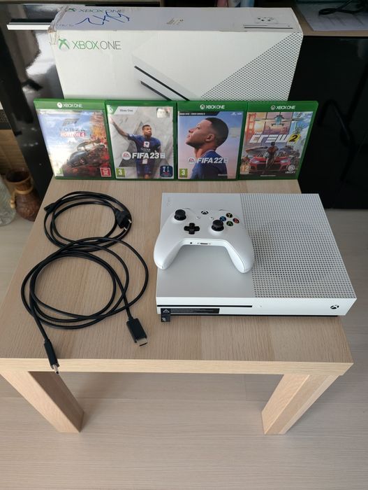 Xbox One S, 1 TB