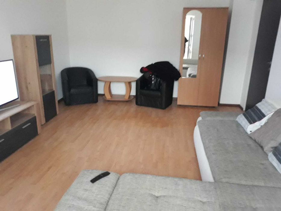 Garsonieră de închiriat