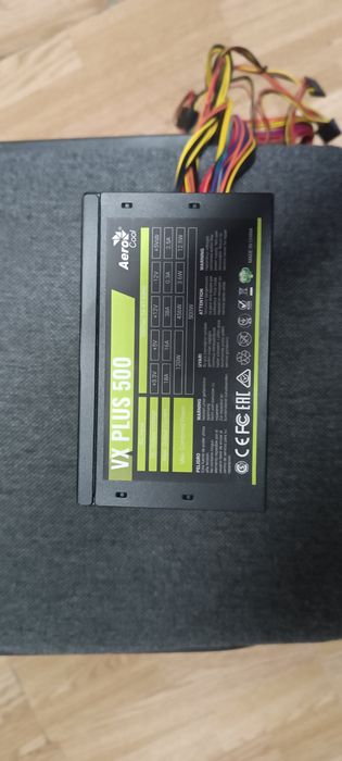 Блок питания на 500W AeroCool