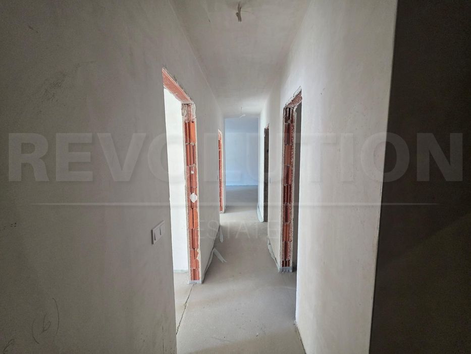 Тристаен апартамент в кв. Малинова долина