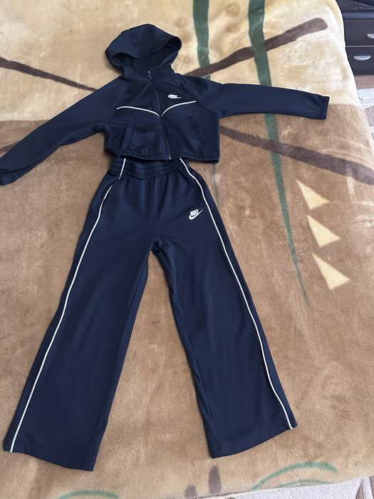Nike-детски комплект анцунг