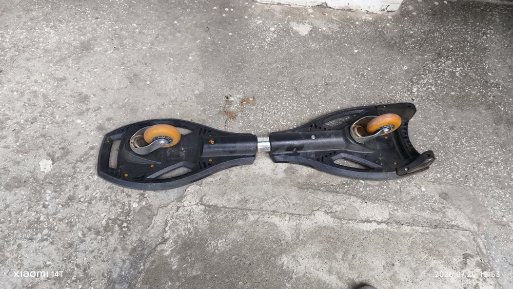 Vând waveboard in stare de funcționare