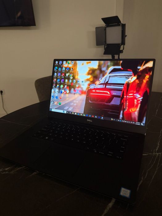 Vand Laptop Dell Precision 5530 statie grafica/work station profi