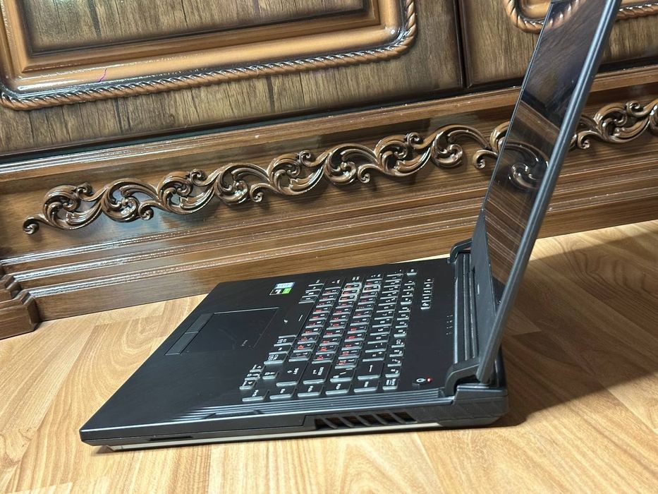 Топовый игровой ноутбук Asus ROG Strix intel Core i7 16/512 GTX 1660Ti
