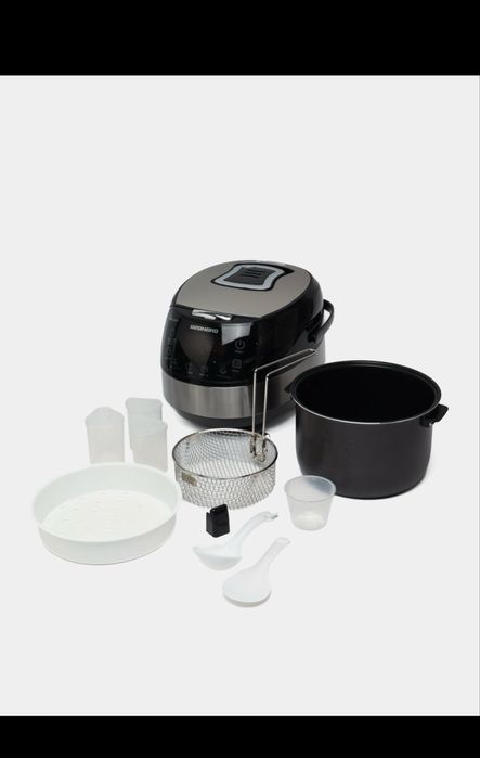 Мультиварка  Redmond 5 литров, пользовалась 2 раза