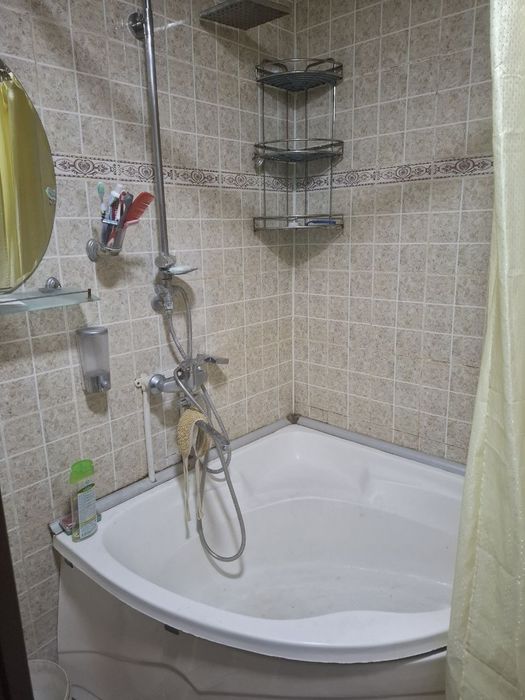 Uy sotiladi Uchtepa tumani 26kv 1-etaj 2ta uy