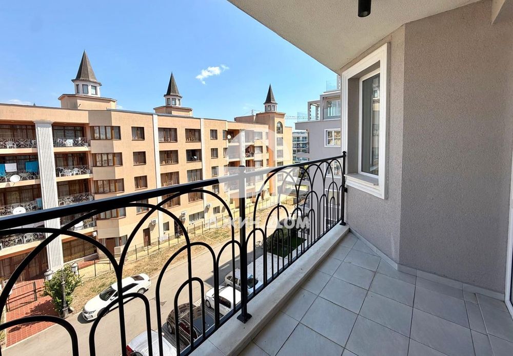 Продава се Тристаен апартамент в к.к. Слънчев бряг - 87 кв.м за 1495 €/кв.м - Снимка #8