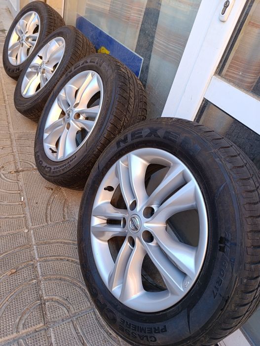 Джанти 5х114,3 17 с летни гуми