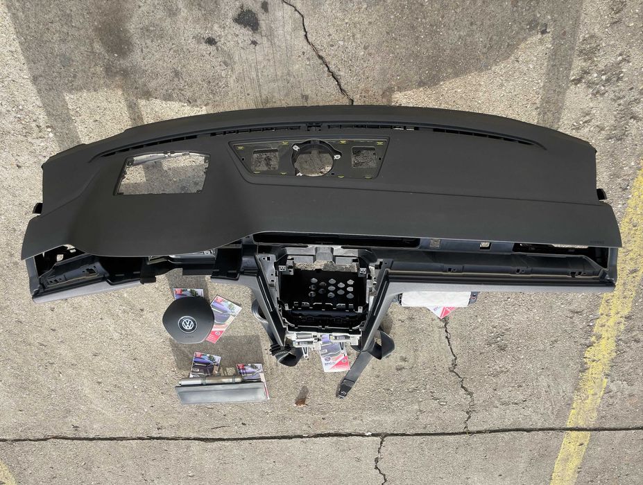 VW Passat b8 plansa de bord HUD / kit airbag volan / centuri siguranta