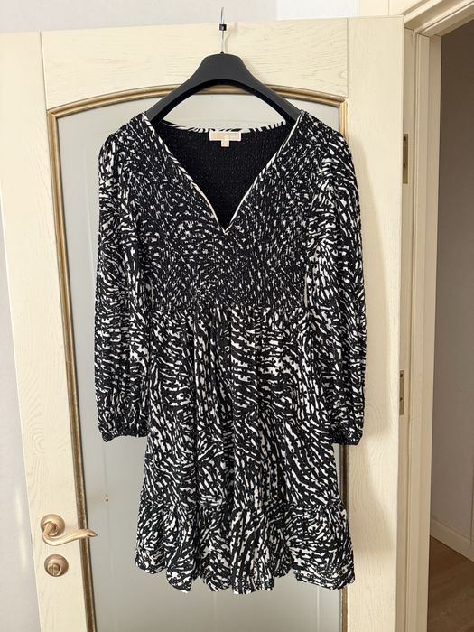 Оригинальное платье Michael Kors — размер М