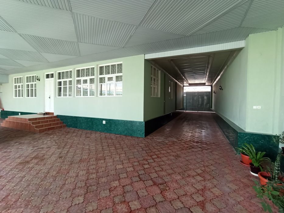 Махаллада 13 сотихли Ховли Уй сотилади