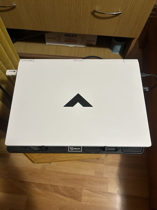 Vand laptop victus