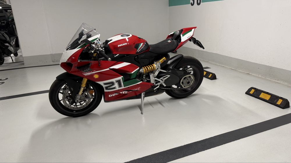 Ducati Panigale V2 Bayliss 2024