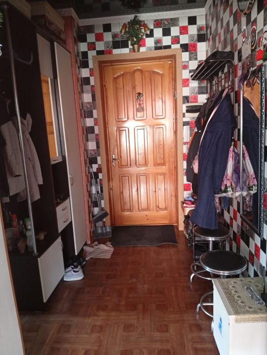 Продам трёхкомнатную квартиру