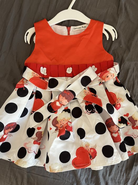 Рокля на Carnival kids. 24м