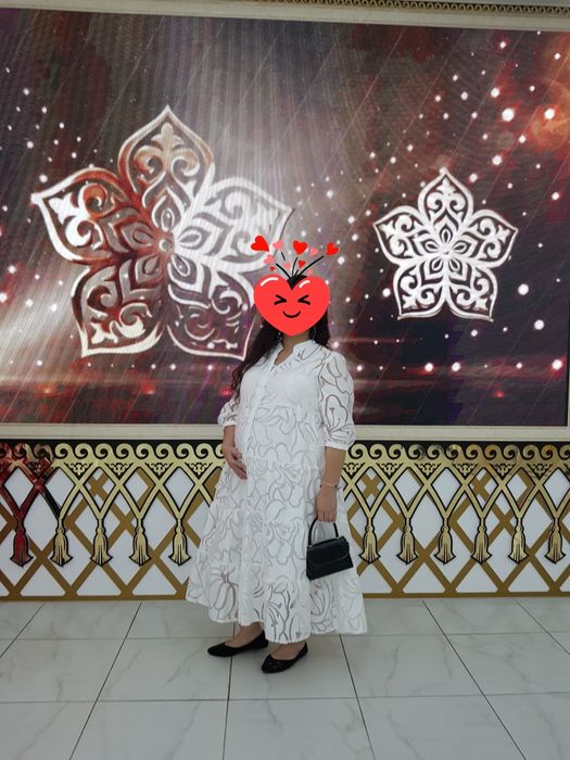 Красивое белое платье