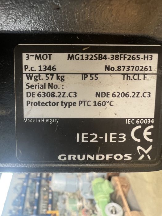 Центробежна водна помпа Grundfos Q 140 H 10