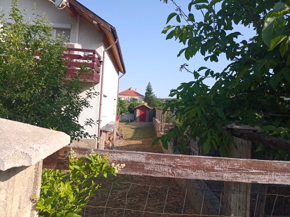 Продава се Къща в с. Оброчище, Област Добрич - 300 кв.м за 667 €/кв.м - Снимка #2