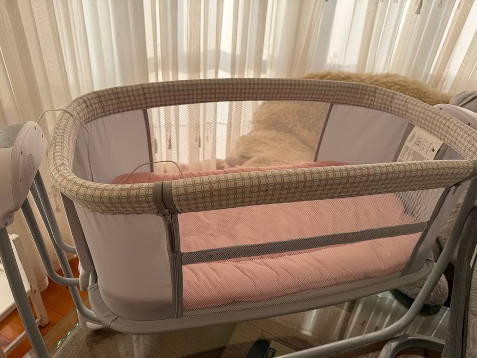 Электронная люлька-кроватка / 5 скоростей / Bluetooth