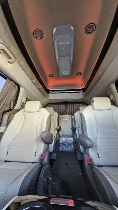Kia Carnival Hi Limousine