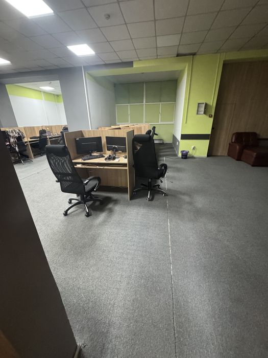 помещение 265 М2 центр