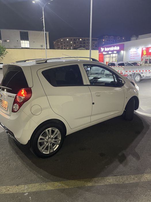 Chevrolet Spark 2012 — 4