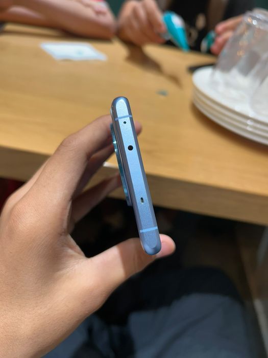 Продам или обменяю oneplus 12R