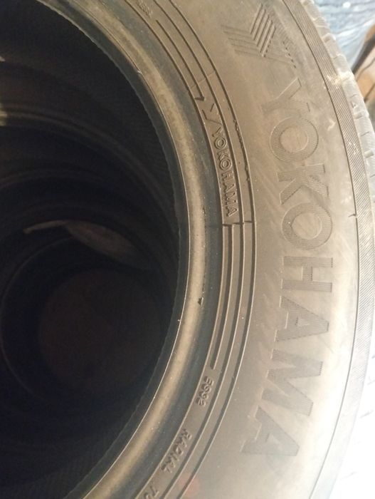 Продается покрышка комплект
