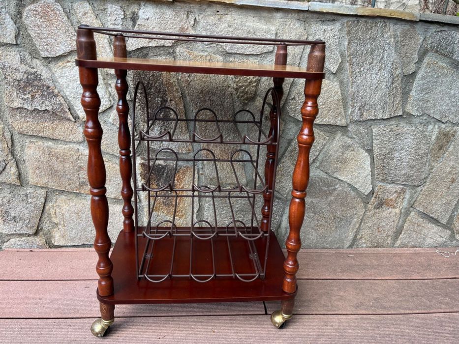 Маса за алкохолни напитки