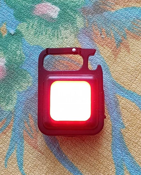 Мини работна лампа с вградена батерия 5W. Нова.