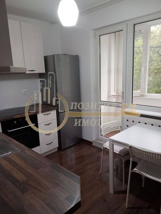 Дава се под наем Тристаен апартамент в София, Младост 2 - 90 кв.м за 850 € - Снимка #1